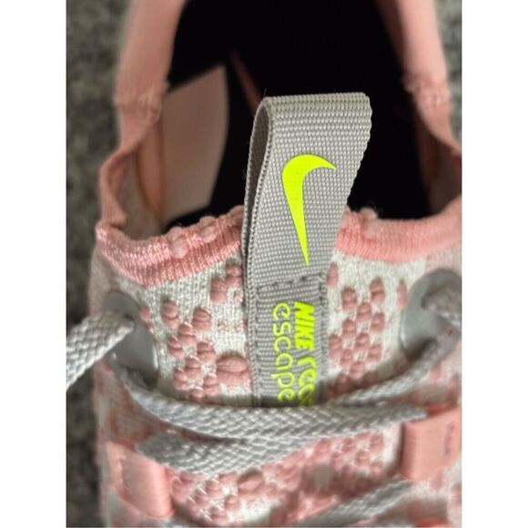 NIKE React Escape Run Flyknit Running Shoes - Picture 5 of 7